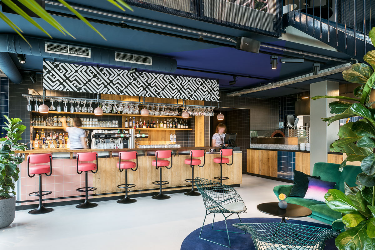 TheSocialHub_Eindhoven_F%26B_GrabAndStay_2022_001.jpg